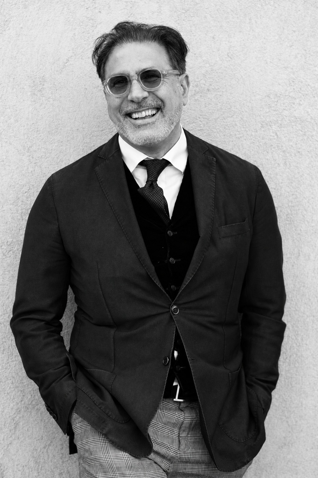 Portrait en noir et blanc de Serge Khalifé